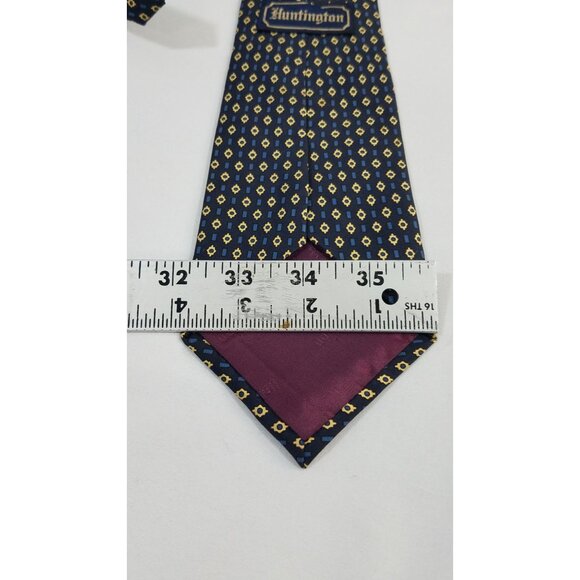 Huntington Mens Silk NeckTie Navy Yellow Geometric Diamond Pattern 57" Tie - Picture 8 of 9